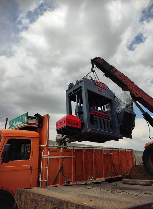 ماكينة كبس الطوب