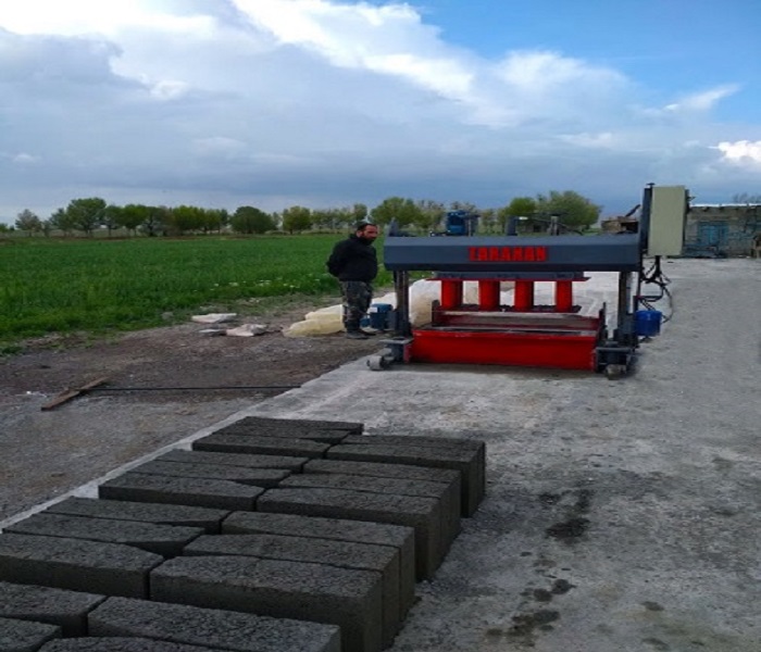 Semi-Hydraulic Curb Stone Machine – M.KC Model