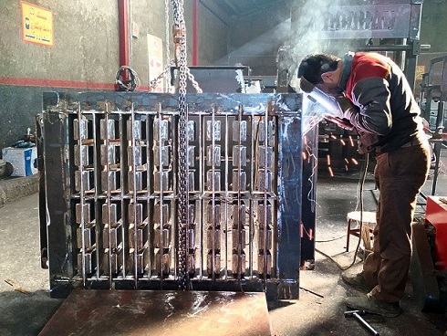 Partition Block Mold
