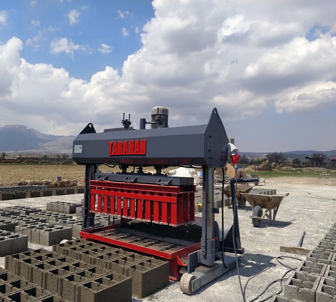M.KB Semi-Hydraulic Block-Making Machine