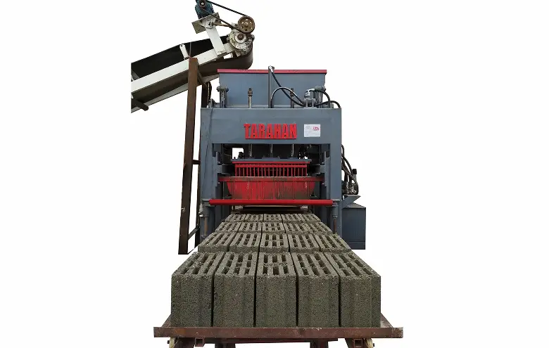Block making machine