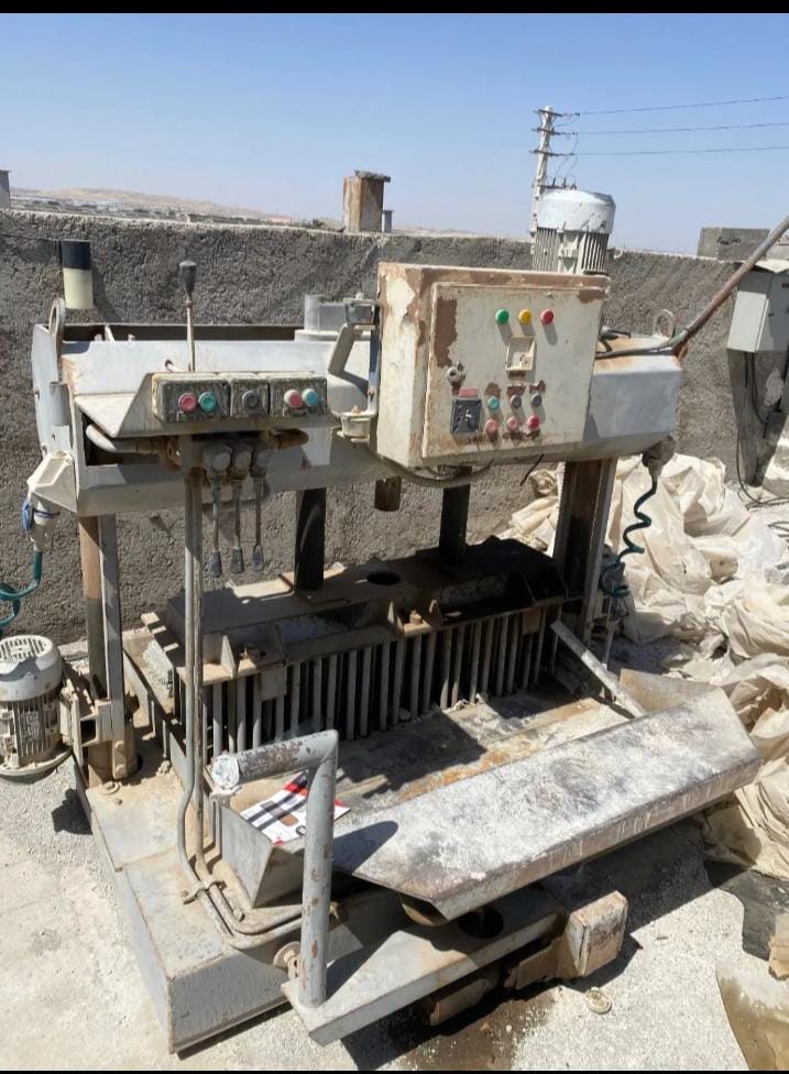 دستگاه بلوک زنی