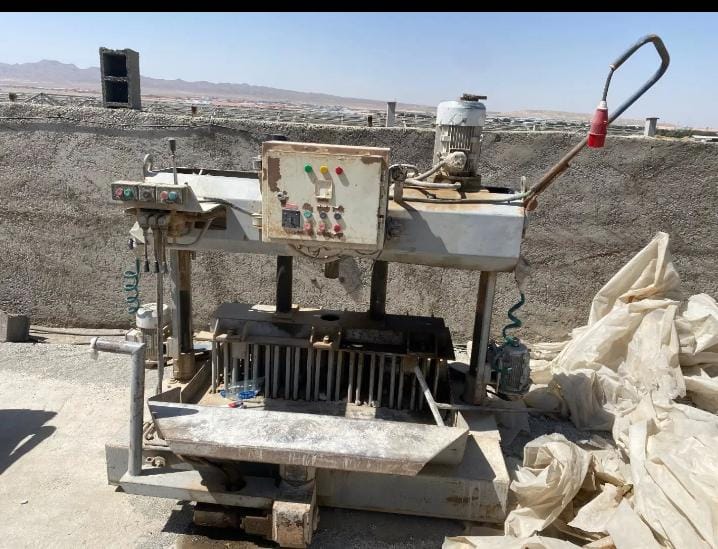 دستگاه بلوک زنی