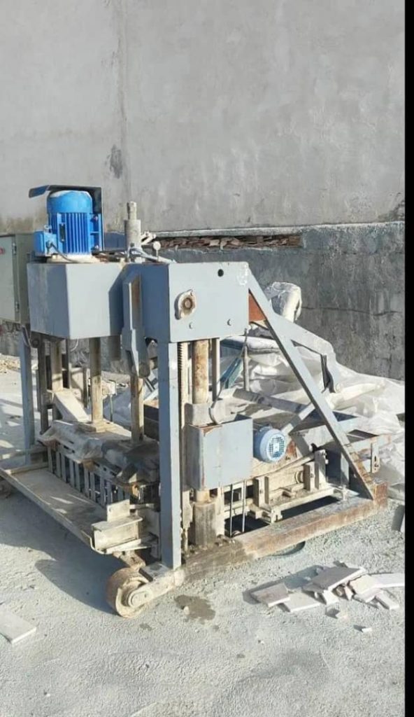 دستگاه بلوک زن اتومات دست دوم