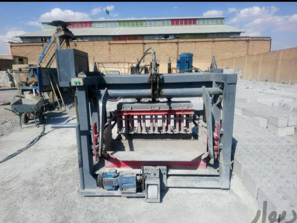 دستگاه بلوک زن گاری دار به همراه میکسر دست دوم