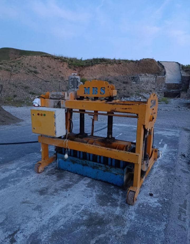 بلوک زن نیمه اتومات