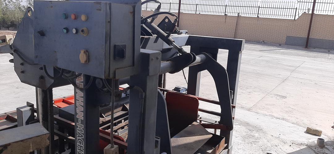 دستگاه بلوک زن تمام اتومات بدون سیلو( شن کش یا همان گاری دار)