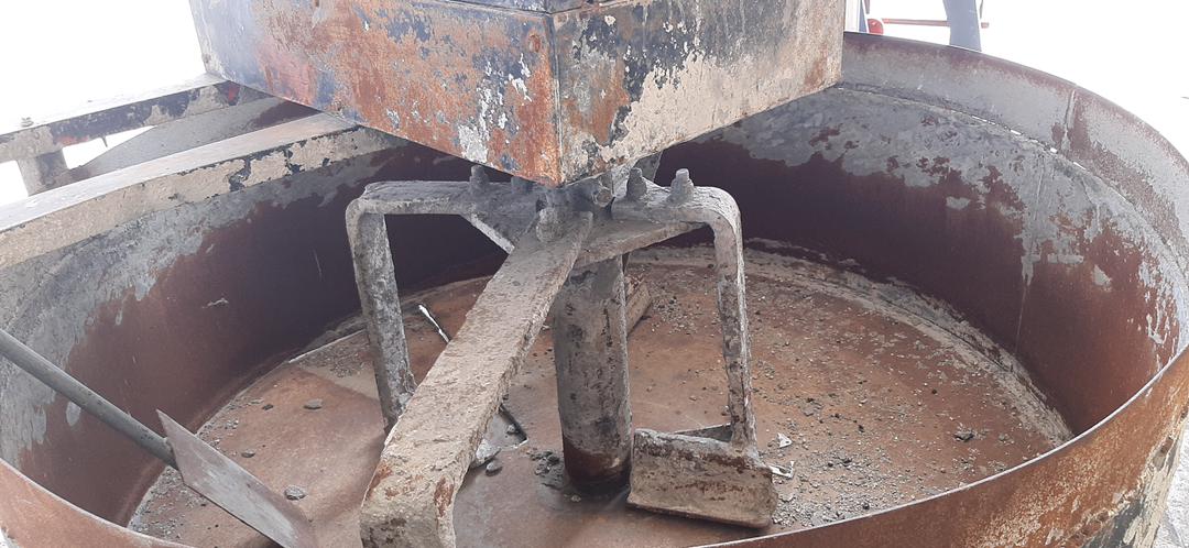 دستگاه بلوک زن تمام اتومات بدون سیلو( شن کش یا همان گاری دار)