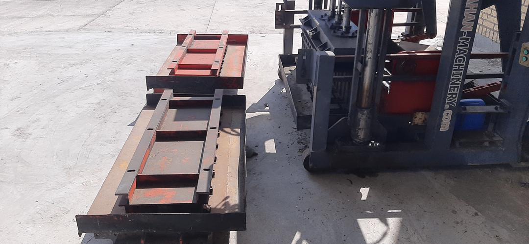 دستگاه بلوک زن تمام اتومات بدون سیلو( شن کش یا همان گاری دار)